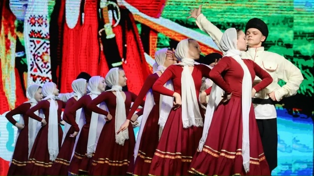 Озёрский "Ровесник" взял Гран-при всероссийского фестиваля танцев