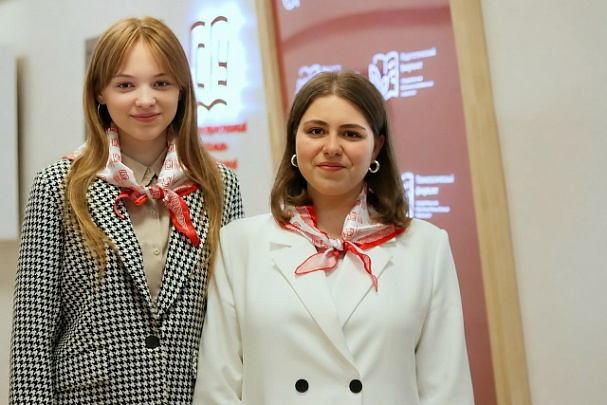 Коломенские студентки стали лучшими на конкурсе "Культура, этнос, традиции: диалог культур"
